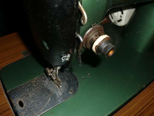 Maquina de costura HUSQVARNA