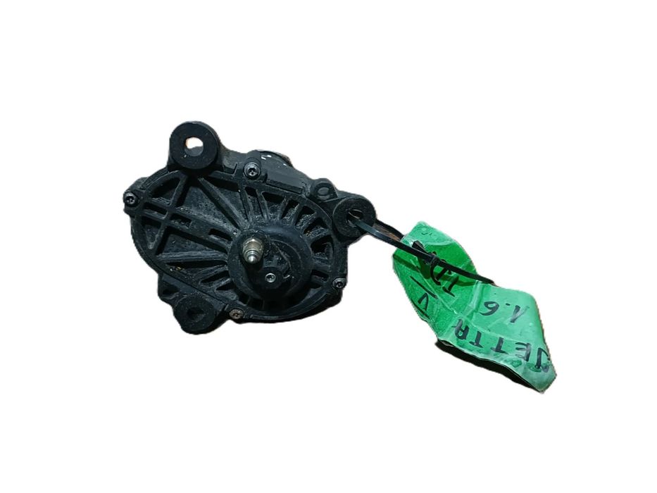 VOLKSWAGEN JETTA V 5 05-11 r. 1,6 TDI ZAWÓR EGR *