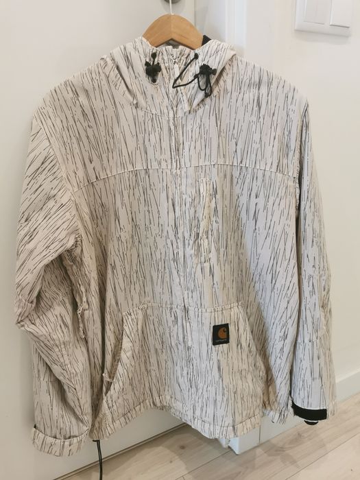 Blusão Carhartt c/capuz (Tamanho M / L)