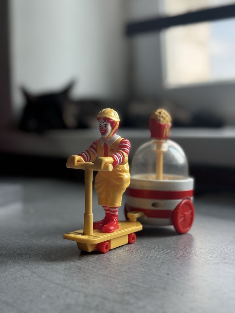 Игрушка Mc Donald’s 2001 мак редкая винтажный мерч