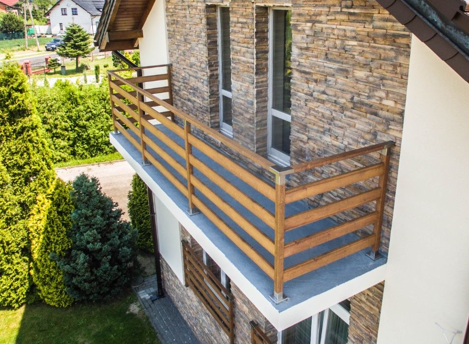 Balustrada balkonowa barierka nowoczesna montaż balkon poręcz taras