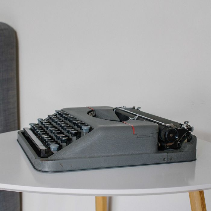 Maszyna do pisania Hermes Baby