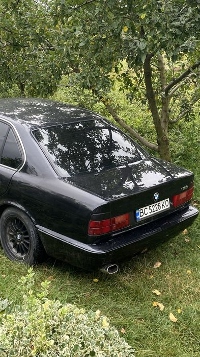 продам BMW E34 1995 2.0 бензин