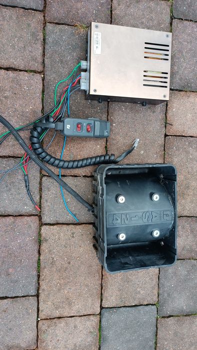 Federal signal zura syreny policyjne kogut