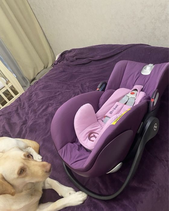 Cybex Cloud Q + база ISOFIX — ідеальний стан!