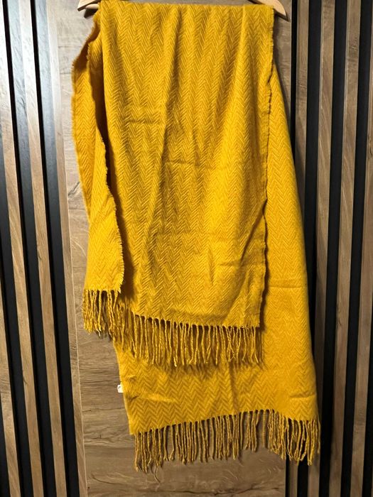 musztardowy miodowy szal sinsay