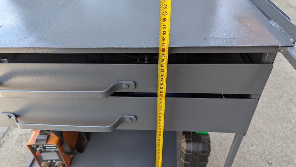 Тележка для інструмента з столом на колесах для сто