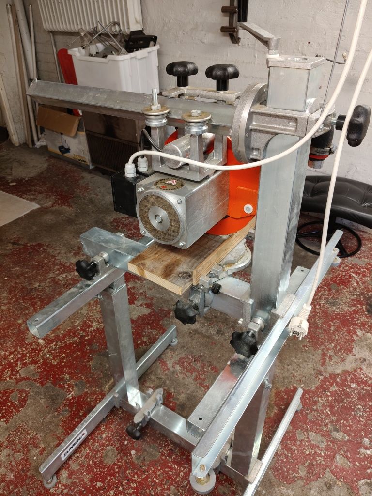 Piła radialna Eumenia M50L/300