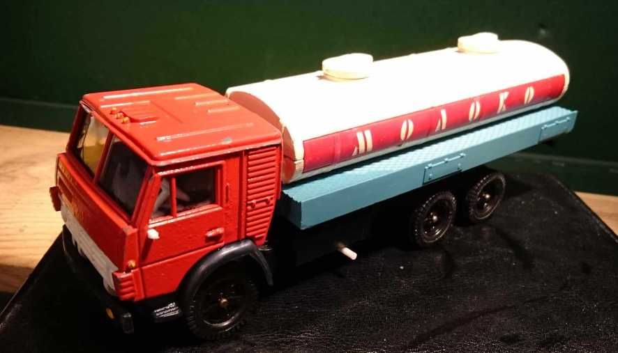 USSR Kamaz zabawka model Moloko PRL - UNIKAT - Cysterna