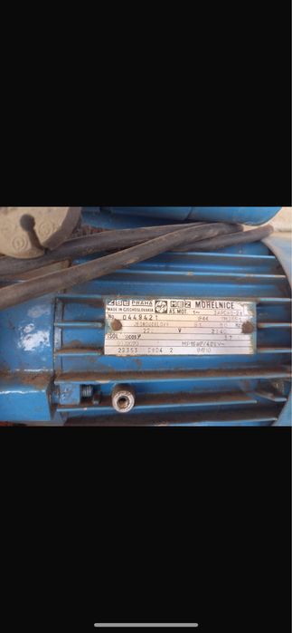 Silnik 230v cewki 3,7 a 1 kw 2840 obr.