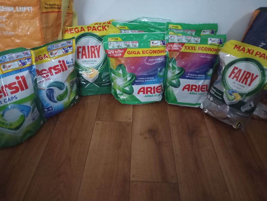 Kapsułki Ariel 210 szt