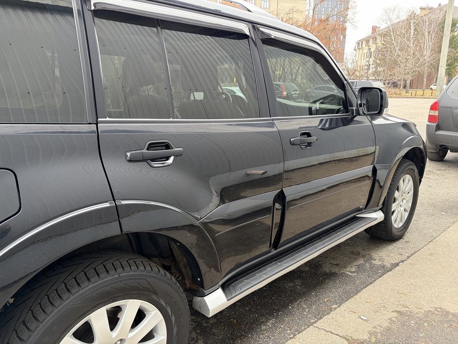 Mitsubishi Pajero 3,8 2007