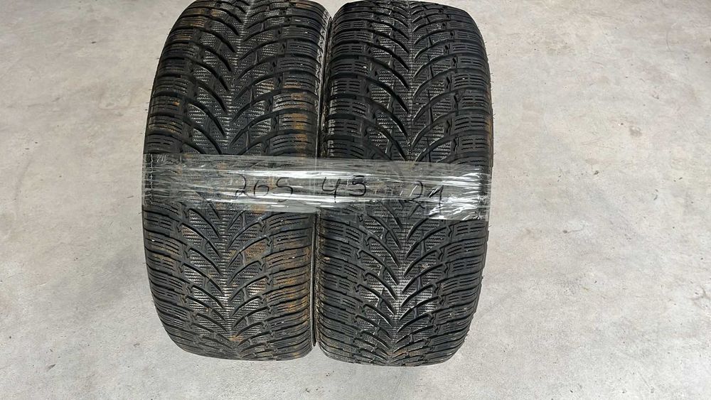 Pneus 265/44/R21