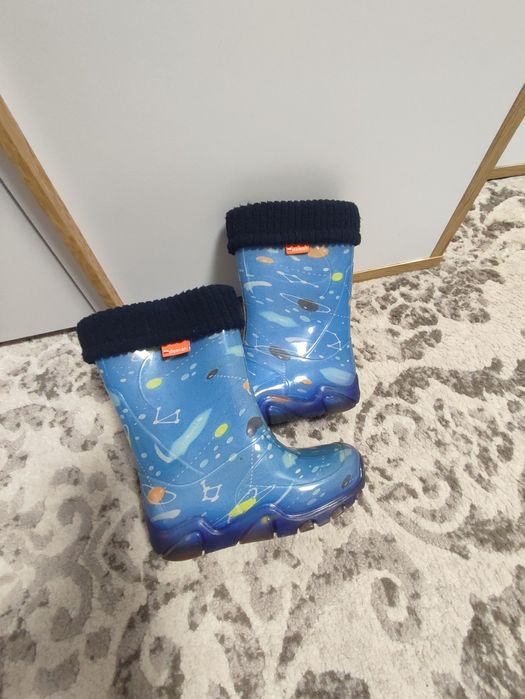 Резинові чобітки на хлопчика фірми Demar, розмір 28-29