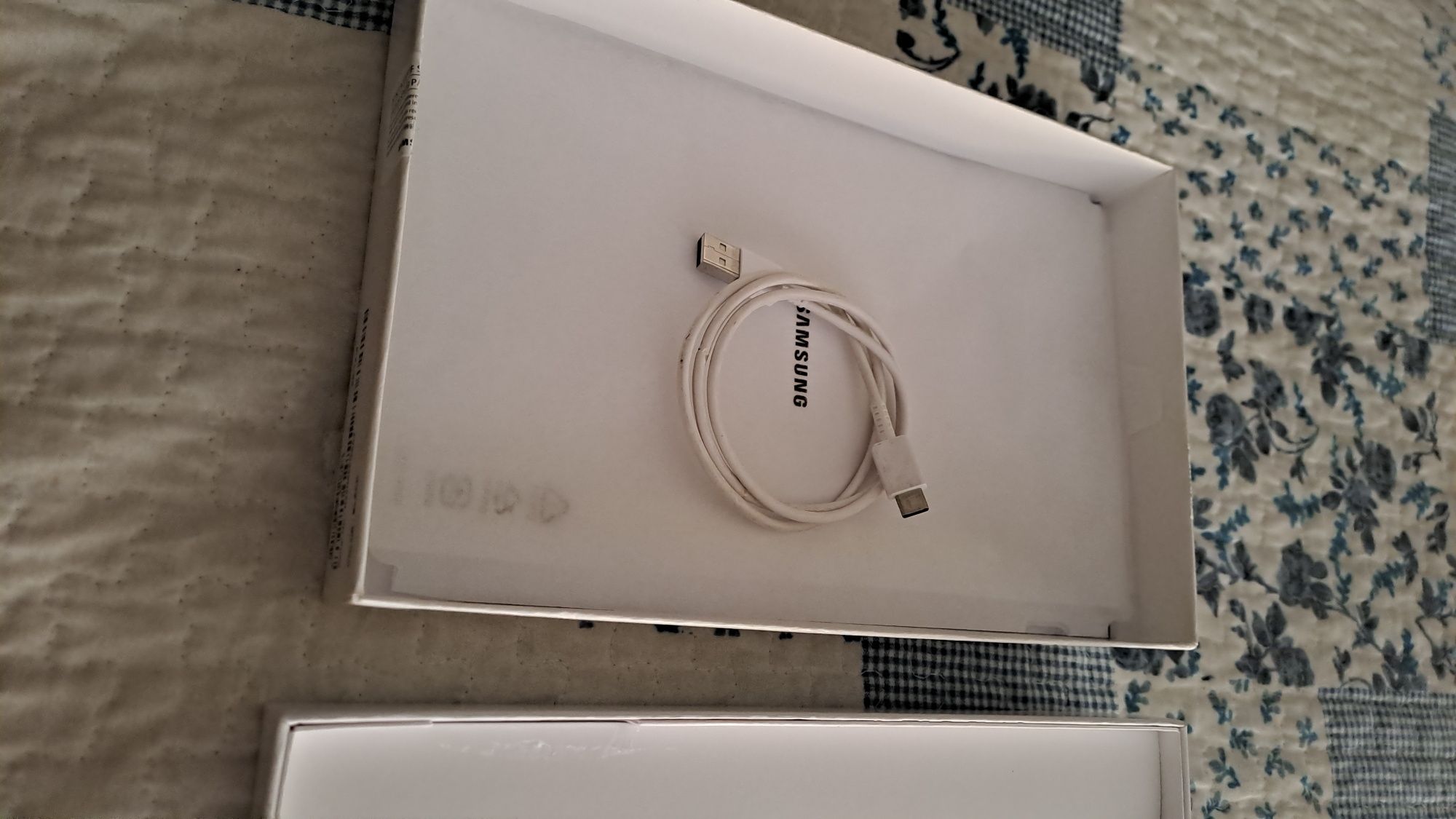 SAMSUNG Galaxy Tab A 32gb wifi