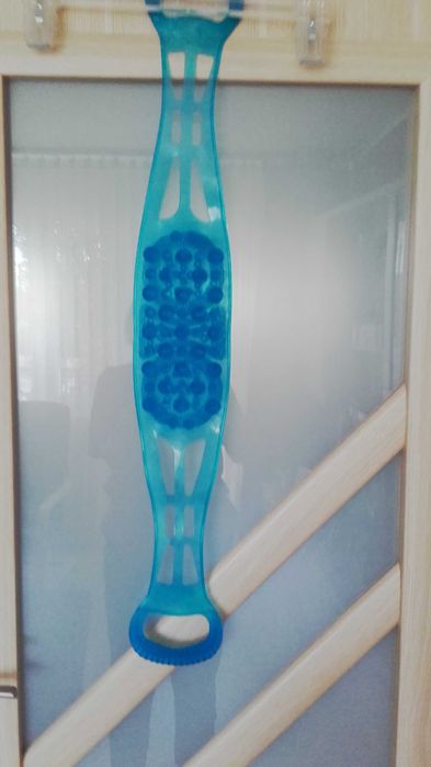 Pas masażer do masażu oraz mycia pleców, silikonowy