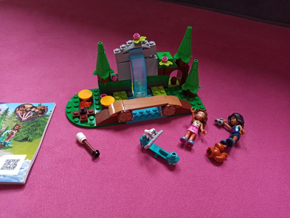 LEGO friends picnic