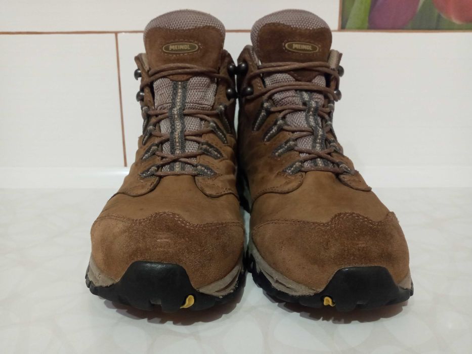 Ботинки Meindl gore-tex  42 размер