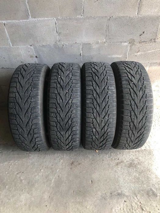 Шини Nokian Hakkapeliitta R2 SUV R17 225/65 Зима