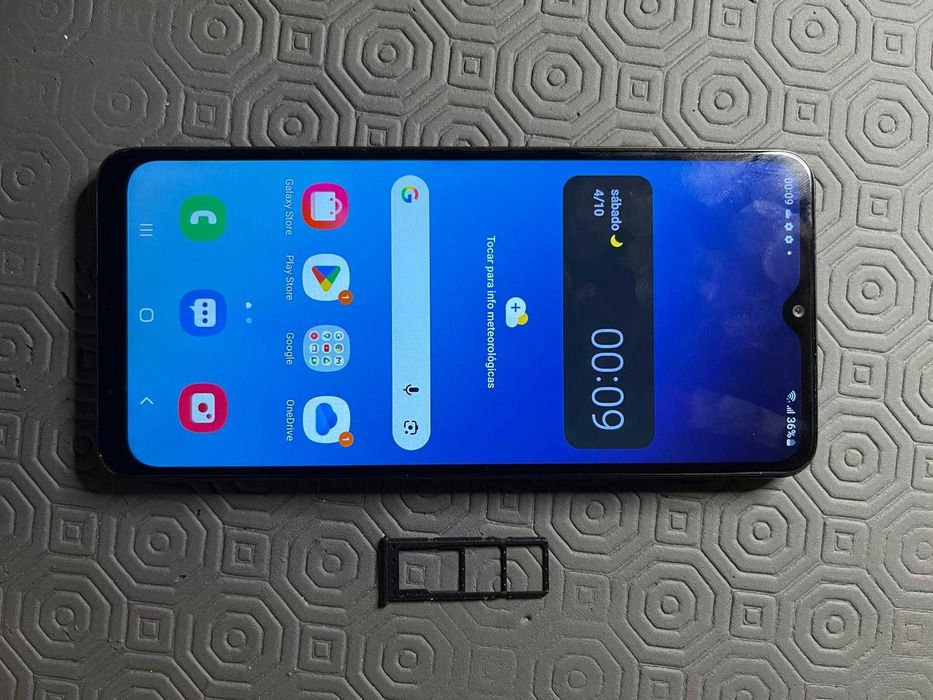 Samsung Galaxy A12