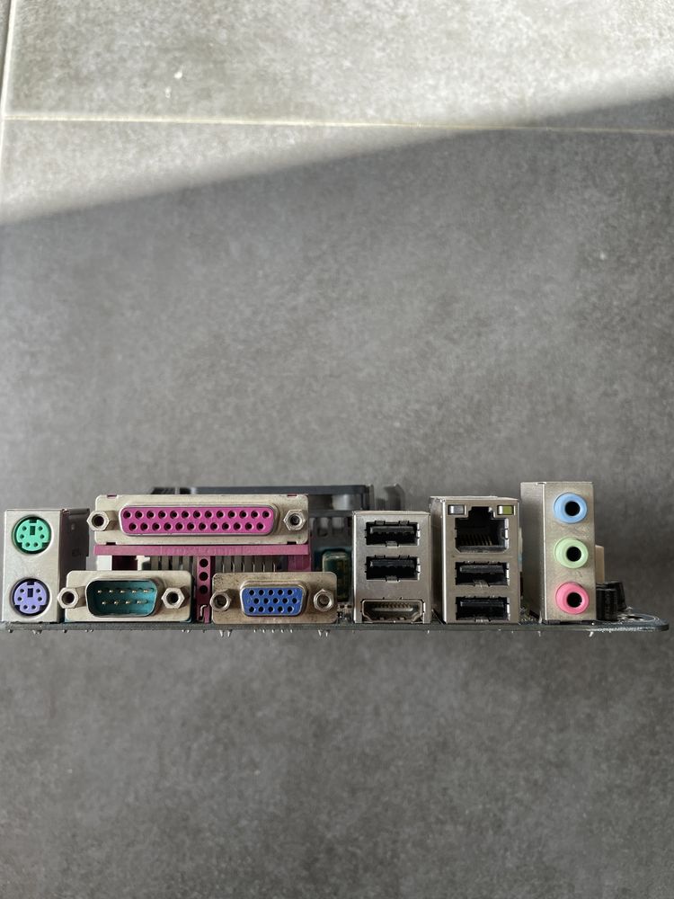 Gigabyte GA-E240N