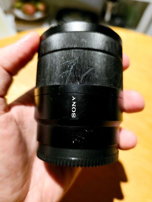 Об'єктив SONY Zeiss E 16-70mm f4 OSS для APS-C камер ZV-E10, a6X00
