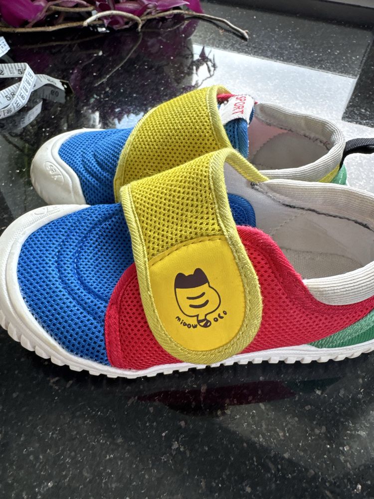 Buty 31 miekkie kapcie tenisowki