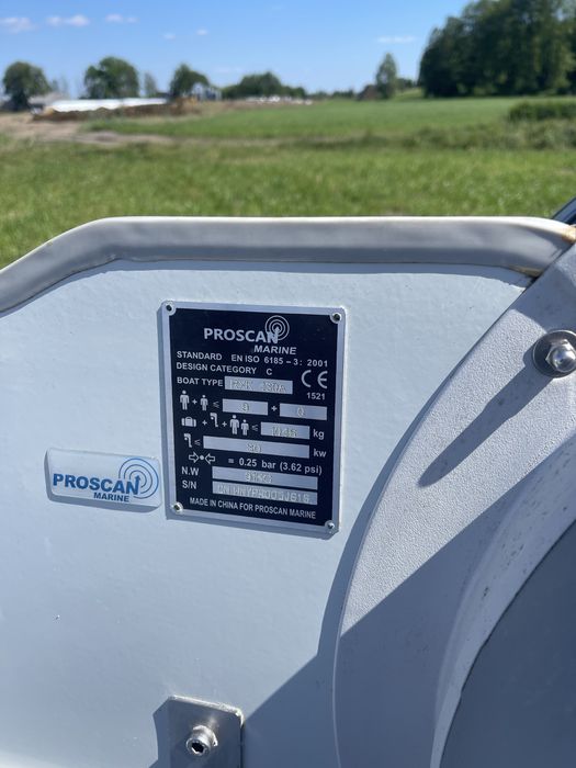 Ponton z silnikiem Yamaha 25/12+ przyczepka