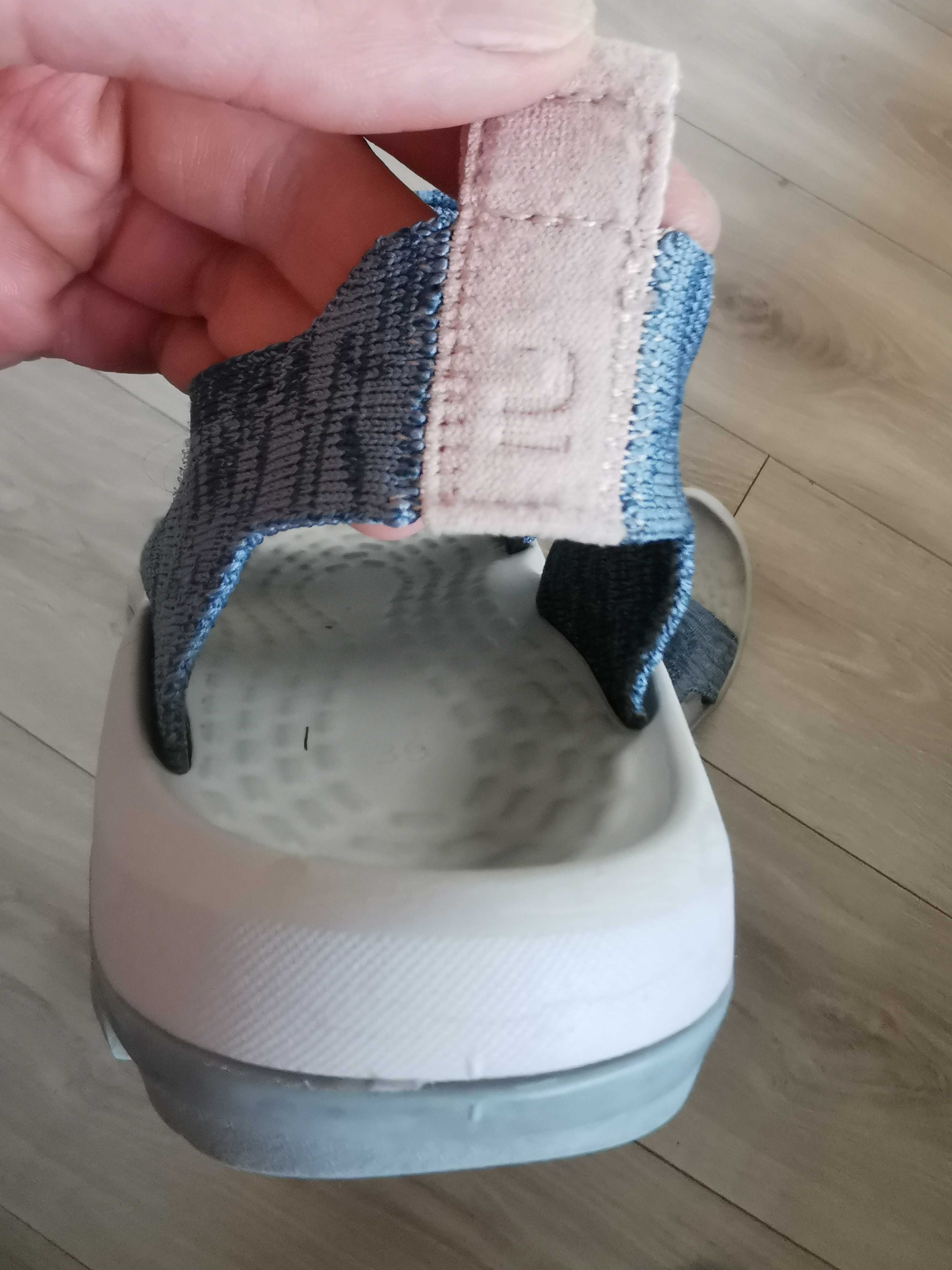 Sandały Quechua niebieskie