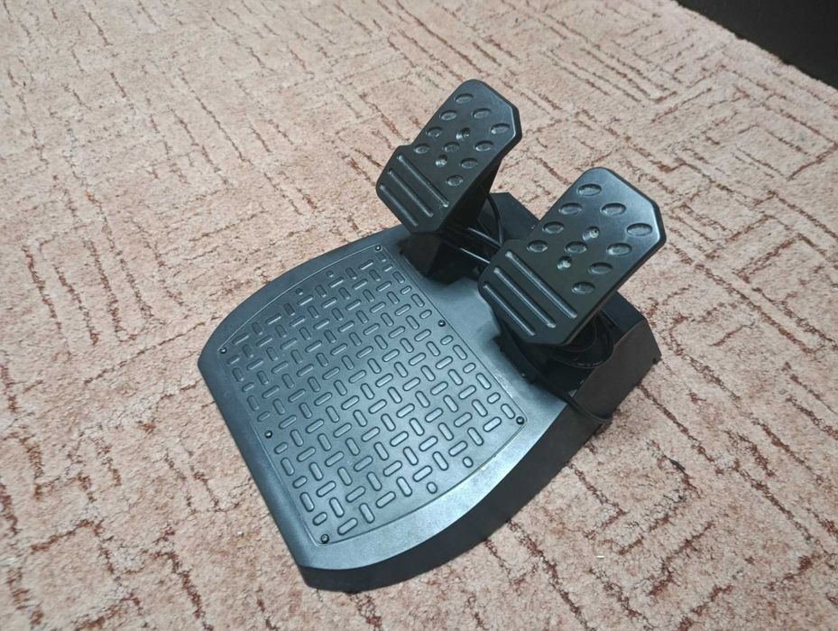 Руль игровой Thrustmasters