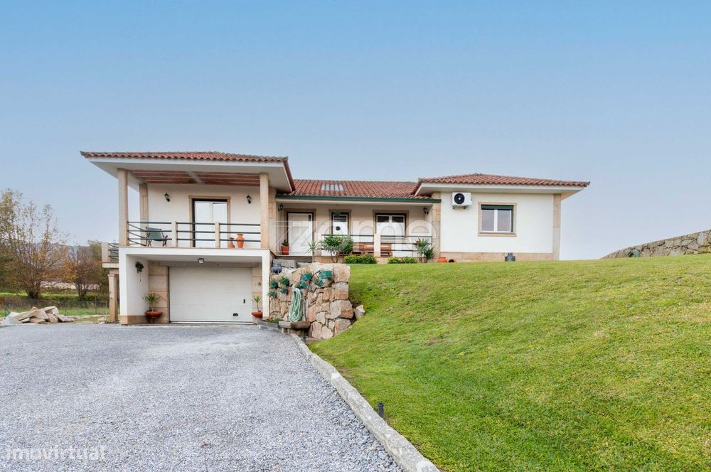 Moradia individual T4, Gandra, Ponte de Lima