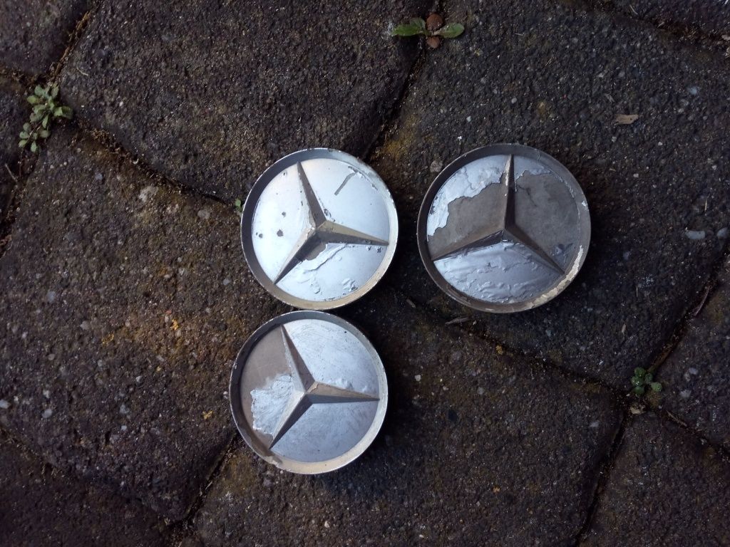 Dekielki kapsle felg Mercedes