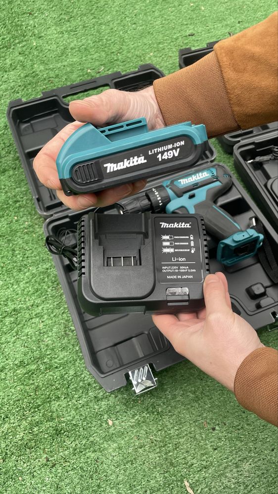 Шуруповёрт Makita   Комплект