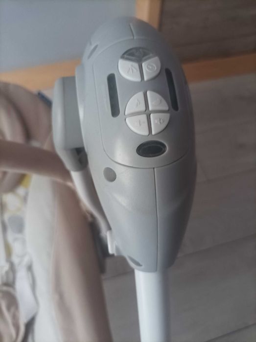 Укачувальний центр автоматичний (шезлонг, гойдалка)