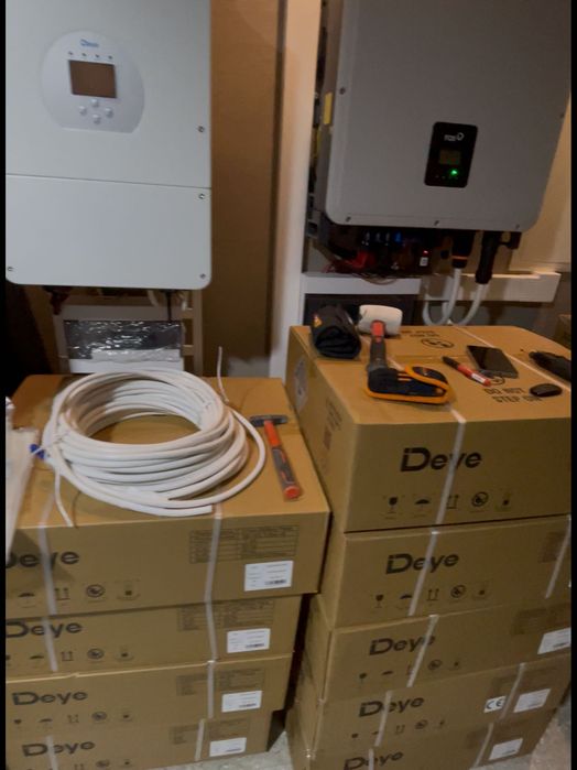 інвертори Deye 5/6/8/12/16 кВт та акумулятори Deye 5 кВт