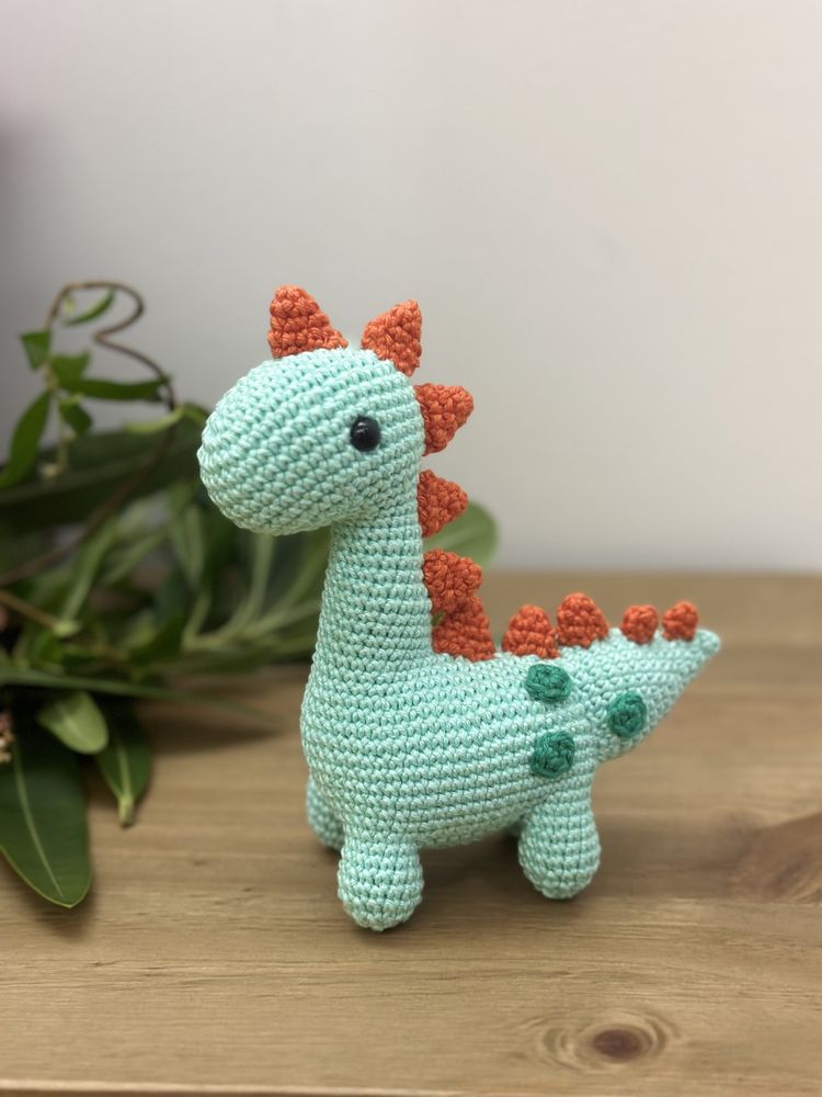 Dinossauro amigurumi