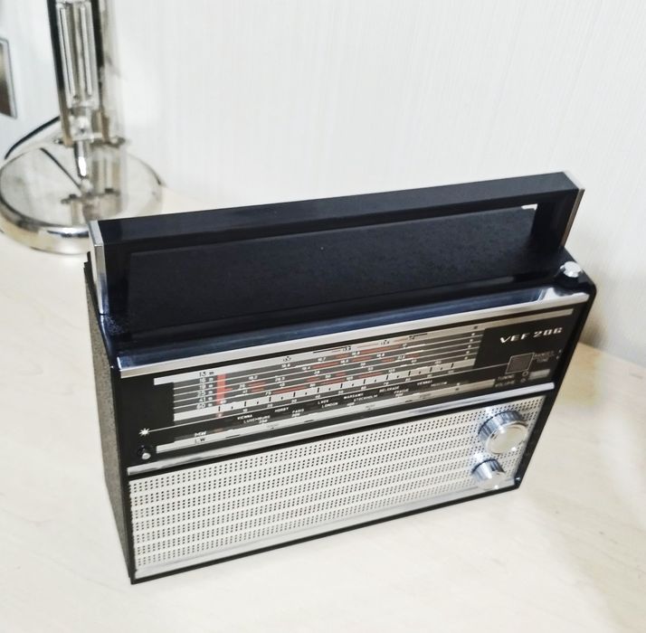 Радиоприёмник VEF 206