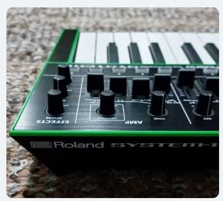 Roland System 1  - 280€
