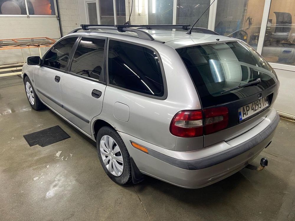 Volvo v40 1.9 cdi 2000 год ОБМЕН