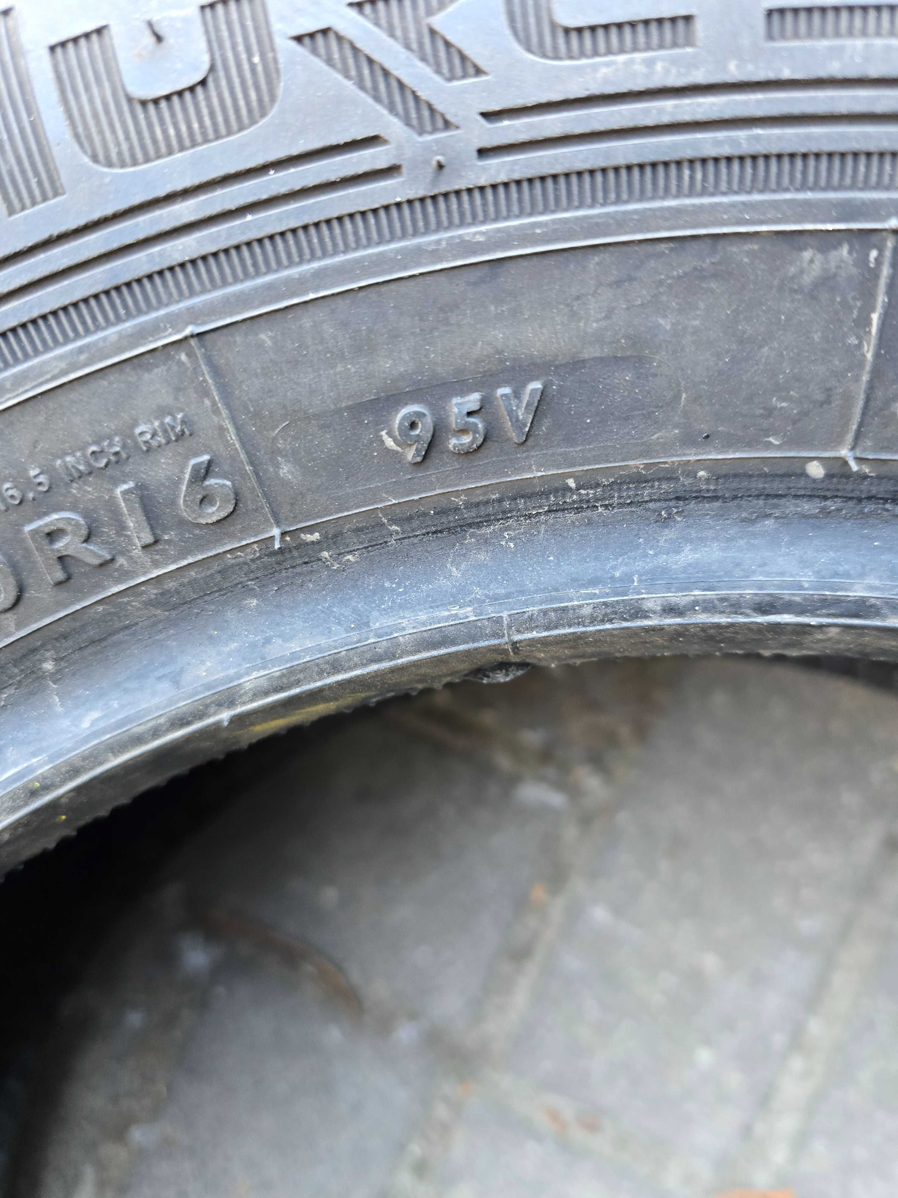 1x Dunlop Sport bluResponse 215/60r16 95V 6,9mm N1911