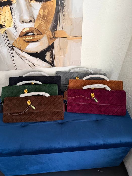 Сумка клатч Bottega Veneta замшева