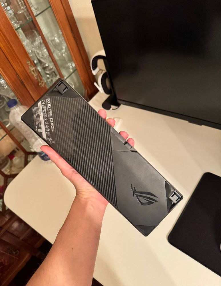 Teclado Asus Rog Falchion Wireless