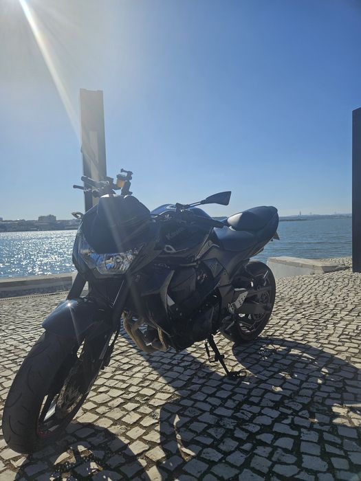 Vendo Kawasaki Z750