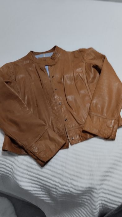 Casaco em pele, cor camel, Massimo Dutti