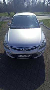 Hyundai I30 HYUNDAI i30 1.6 crdi 6 biegów