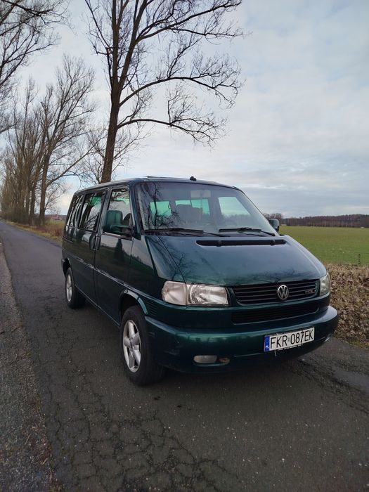 VW T4 Multivan 2,5 151 km AHY 2000