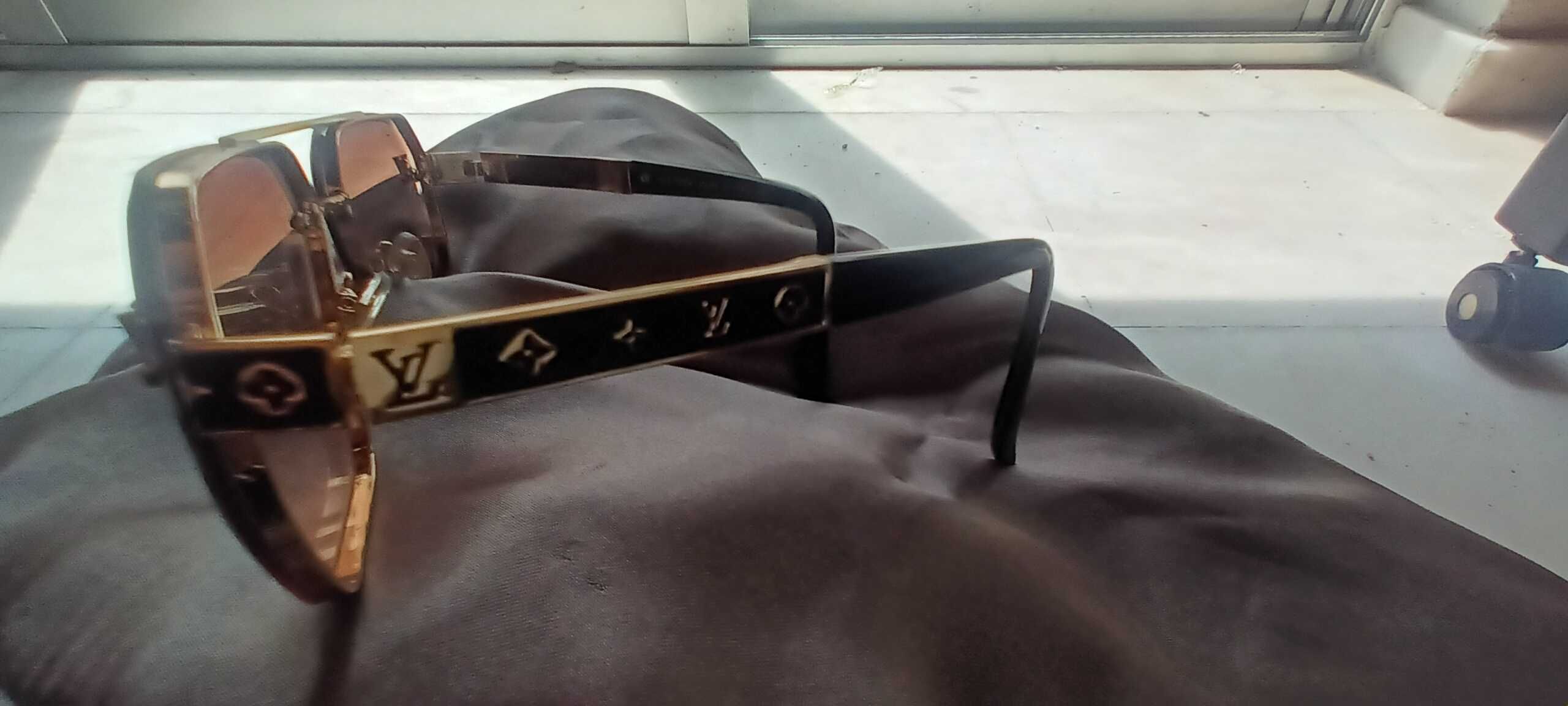 Óculos Louis Vuitton