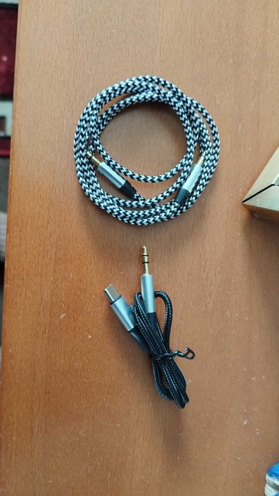 Cabos audio Jack 1.5, x 2. Tipo C