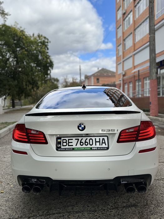Продам .BMW 5 Series F10 (FL)