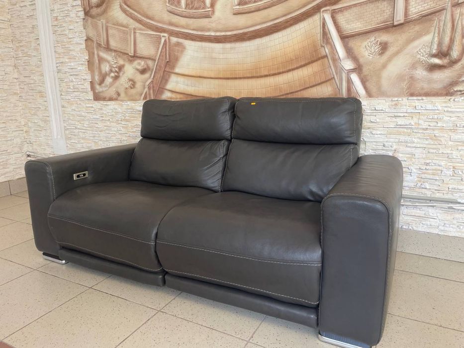 Сучасний диван електро реклайнер темно-коричневого кольору з Німеччини